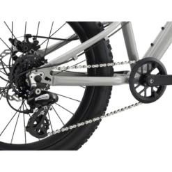 Giant STP 20 Bike Kids' - 2023 -Troy Lee Cycling Shop 1132619 800 auto