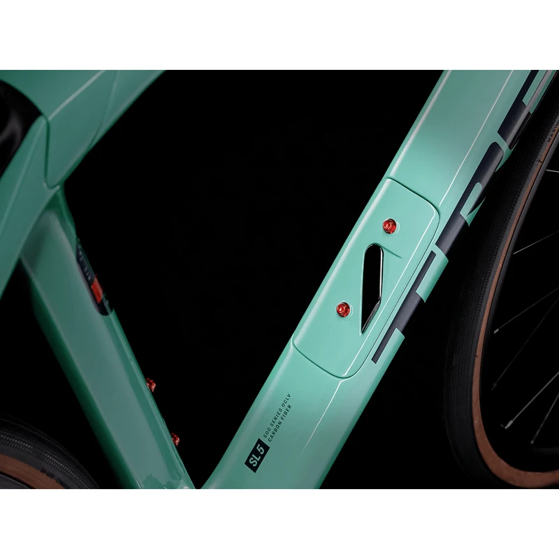 Trek Domane Sl 5 Gen 4 Road Bike - 2023 4 Trek Domane Sl 5 Gen 4 Road Bike - 2023 - Image 2