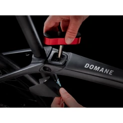 Trek Domane SLR 7 Gen 4 Road E-Bike - 2023 16 Trek Domane SLR 7 Gen 4 Road E-Bike - 2023 -Troy Lee Cycling Shop 1134050 800 auto