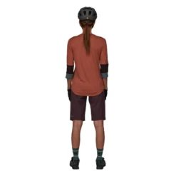 Patagonia Merino 3/4-Sleeved Bike Jersey - Women's 7 Patagonia Merino 3/4-Sleeved Bike Jersey - Women's -Troy Lee Cycling Shop 1427137 800 auto