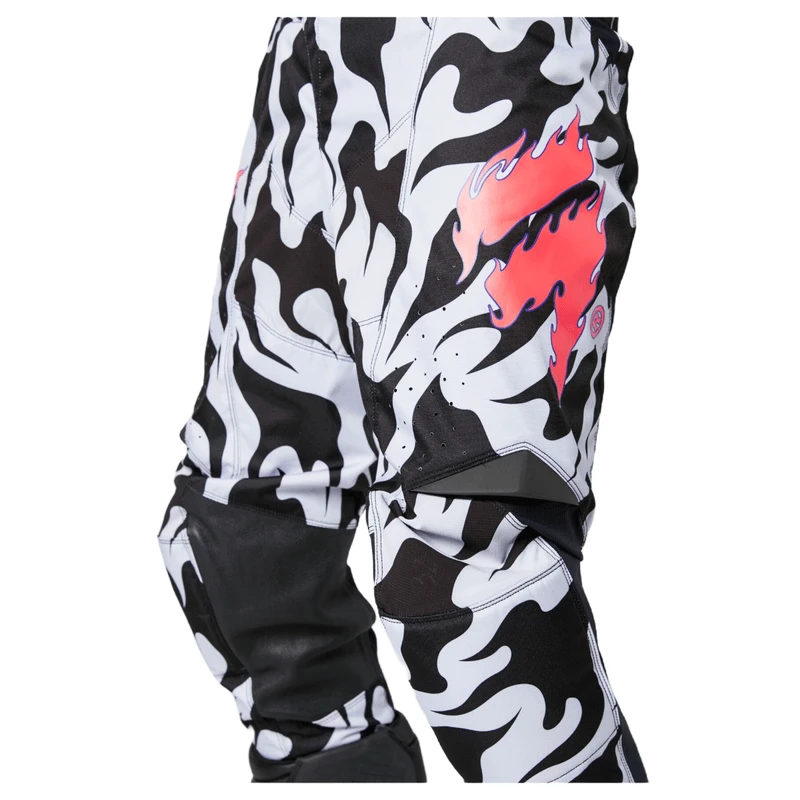 Fox Shift White Label Flame Pant 3 Fox Shift White Label Flame Pant