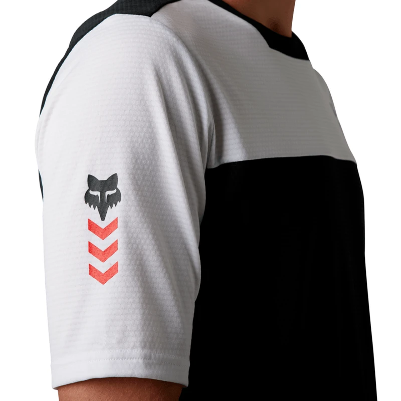 Fox Defend Syndicate Short Sleeve MTB Jersey - Men's 7 Fox Defend Syndicate Short Sleeve MTB Jersey - Men's - Image 5