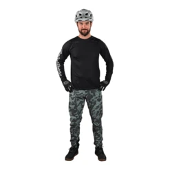Troy Lee Designs Skyline Digi Camo Pant - Men's -Troy Lee Cycling Shop 1506413 800 auto