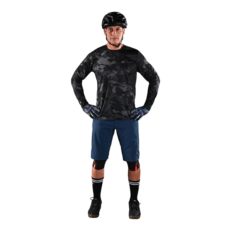 Troy Lee Designs Flowline Shell No Liner Solid Short 5 Troy Lee Designs Flowline Shell No Liner Solid Short - Image 3