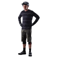 Troy Lee Designs Flowline No Liner Spray Camo Short - Men's