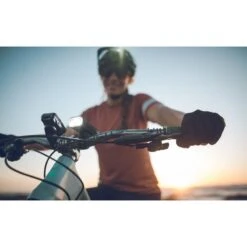 Lezyne Macro Drive 1300XXL Light -Troy Lee Cycling Shop 831009 800 auto