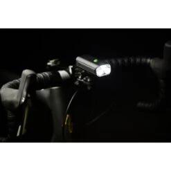 Lezyne Macro Drive 1300XXL Light -Troy Lee Cycling Shop 831010 800 auto