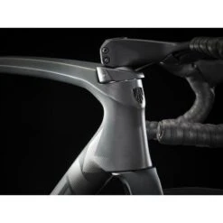 Trek Emonda SLR 6 ETap Bike - 2022 23 Trek Emonda SLR 6 ETap Bike - 2022 -Troy Lee Cycling Shop 942972 800 auto