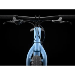 Trek Roscoe 20 Bike - 2023 -Troy Lee Cycling Shop 956933 800 auto