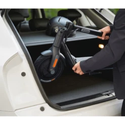 Segway Ninebot F Series EKickScooter -Troy Lee Cycling Shop 994152 800 auto